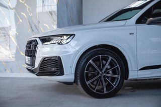 Audi Q7 Black line plus 50 TDI 210kWq. tip.