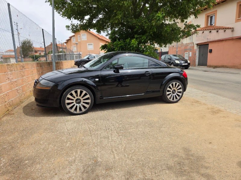 Audi TT 2000 - foto 1