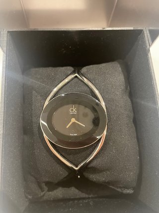 Reloj Calvin Klein Pulsera Rígida Negro/Plata