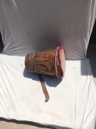 Tambor artesanal antiguo