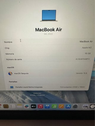 MacBook Air M2