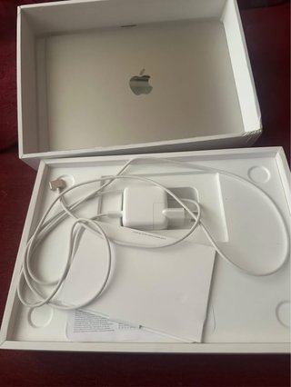 MacBook Air M2