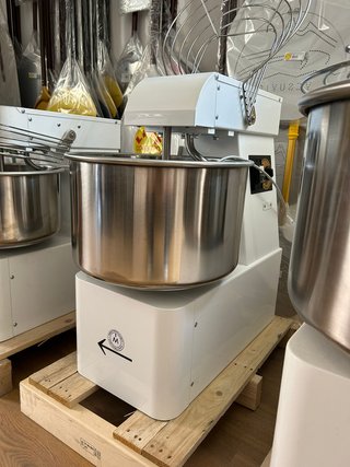AMASADORA EVO 30LT / PARA 25KG DE MASA TOTAL