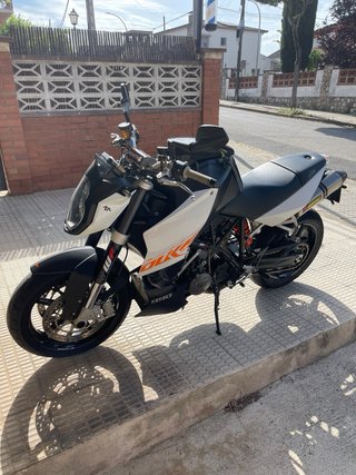 KTM 990 Super Duke NAKED