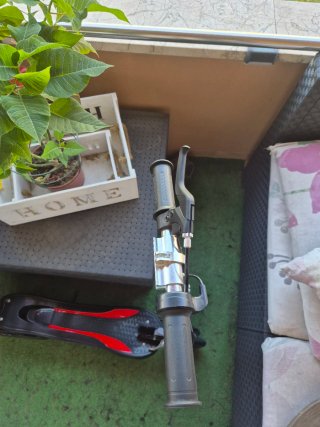 Patinete Eléctrico Casi Nuevo