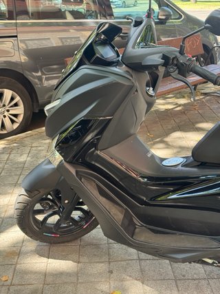 Tianying 125 Scooter Negra Automática