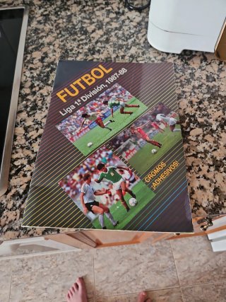 Álbum Fútbol Cromos 1987-88 Casi Lleno