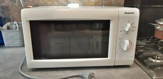Microondas Panasonic NN-K105WB Blanco.