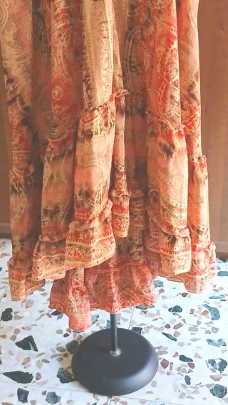 Vestito lungo fantasia arancione dorato