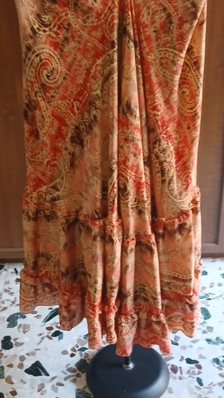 Vestito lungo fantasia arancione dorato