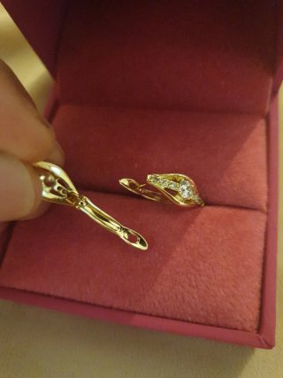 Pendientes chapados en oro 18k con circonitas