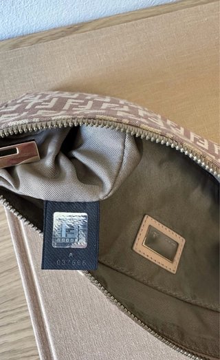 Pochette Fendi monogramma FF