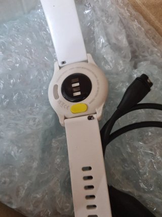 Garmin Vivomove Sport: Smartwatch