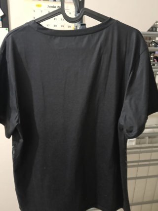 2 Camisetas Estampadas Rosas y Corazón