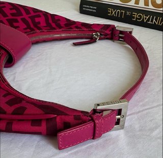 Borsa Fendi Croissant Rosa