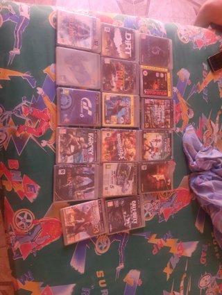 PS4 con 18 juegos PS3