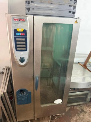 Horno Rational SelfCooking Center