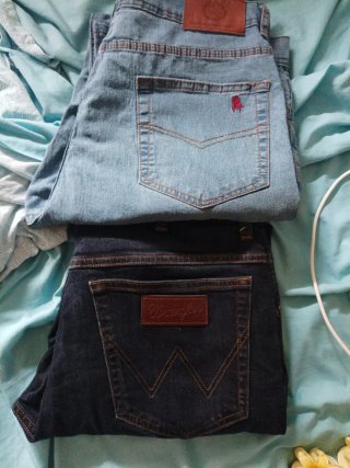 2 Pares Pantalones Wrangler valen más mirar marca
