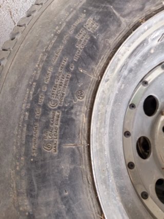 Llantas Nissan Patrol 30x9.50R15LT