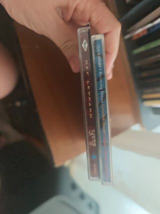 Lote 2 CDs: Def Leppard y Crowded House
