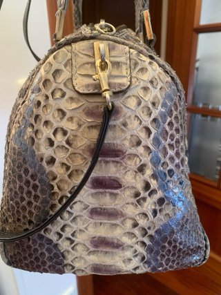 Bolso piel pitón beige y gris