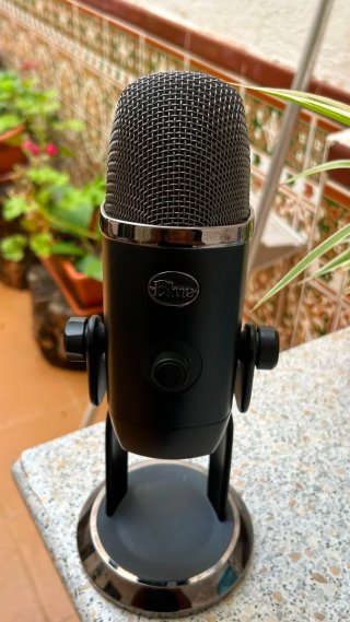 Vendo Micrófono Blue Yeti X Negro