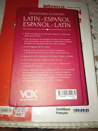 Diccionario ilustrado latín-español/ español-latín