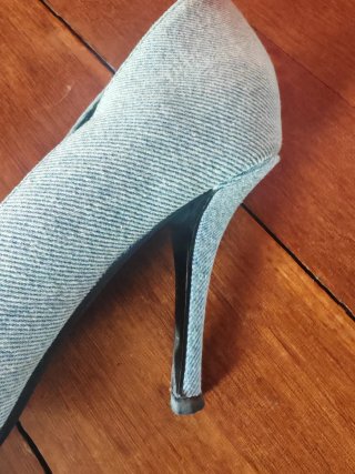 Zapatos de tacón vaqueros