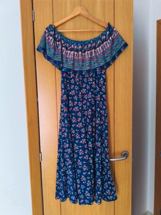 Vestido Springfield floral azul y rosa