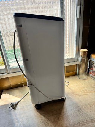Climatizador Portátil Negro y Blanco