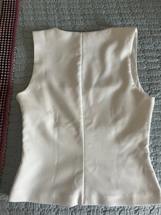 Top Zara blanco escote cuadrado