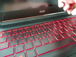 MSI Katana GF66 Portátil Gaming