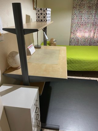 Set Cama, 2 Escritorios, 2 Sillas y 4 cajoneras