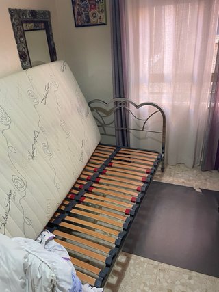 Set Cama, 2 Escritorios, 2 Sillas y 4 cajoneras