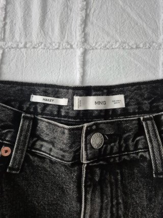 Minifalda vaquera negra Mango Talla L