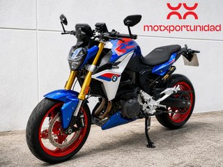 BMW F 900 R