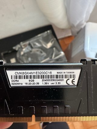 Placa base Gigabyte B450 AORUS PR Y MAS