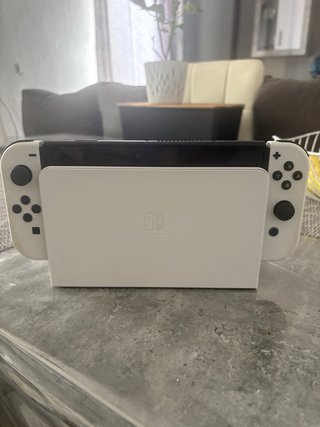 Nintendo Switch OLED + Mario Galaxy 1 y 2