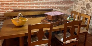 Conjunto mesa y sillas  Comedor bodega