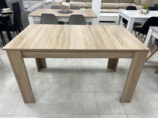 Mesa de comedor madera y metal