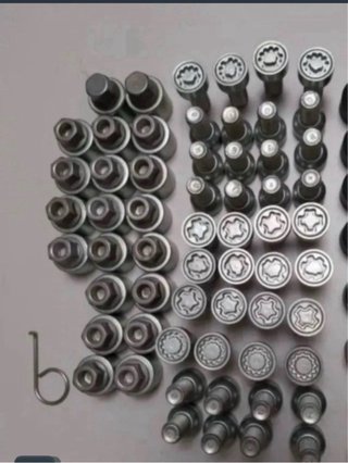 TORNILLOS ANTIRROBO VW GOLF AUDI SEAT VW T4T5 T6.1