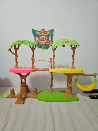 Casa Enchantimals Árbol Café con Accesorios