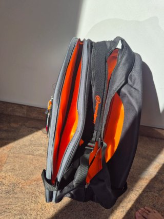 Paletero Bullpadel Negro