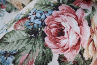 Sofá 2 plazas clásico floral – Muy buen estado