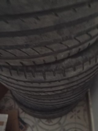 5 llantas y neumáticos  Hyundai Terracan
