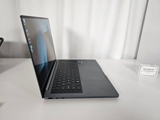 Samsung Book 6 Ultra 1TB 32GB RTX 5060 16 pulgadas