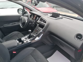Peugeot 3008 2014