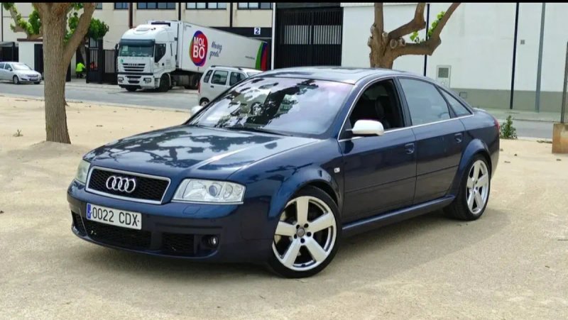 Audi RS6 2002 - foto 1