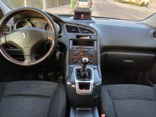 Peugeot 5008 2010