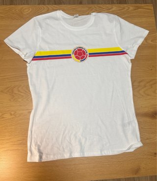 Camisetas Colombia (Negra y Blanca)